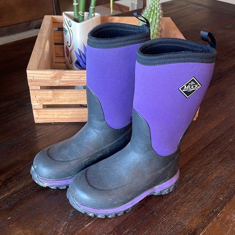 Muck Kids' Purple and Black Rain & Snow Boots